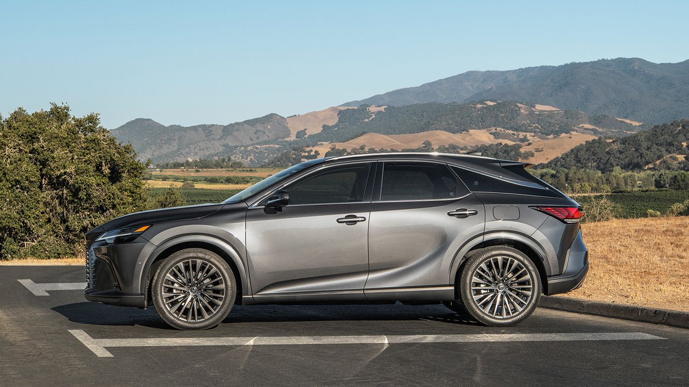 LEXUS